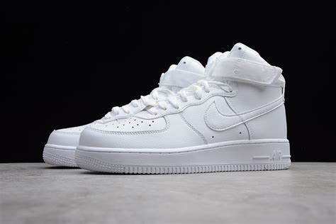 white air force 1 high shoes